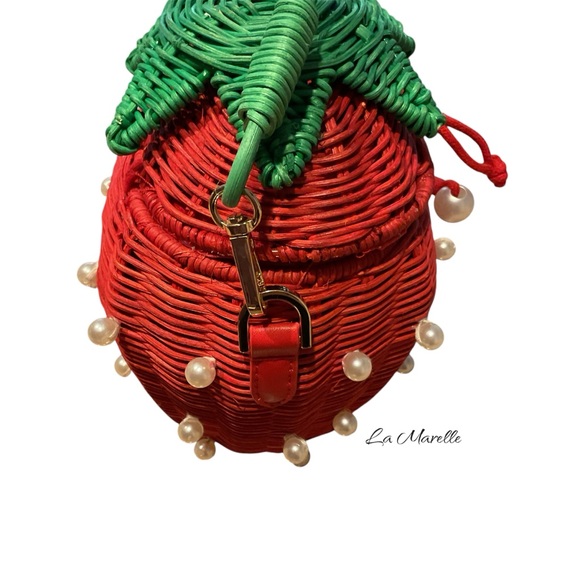 ♠️ Pearl-Embellished Strawberry Basket Bucket Bag - Kate Spade New York x Target - Picture 10 of 10